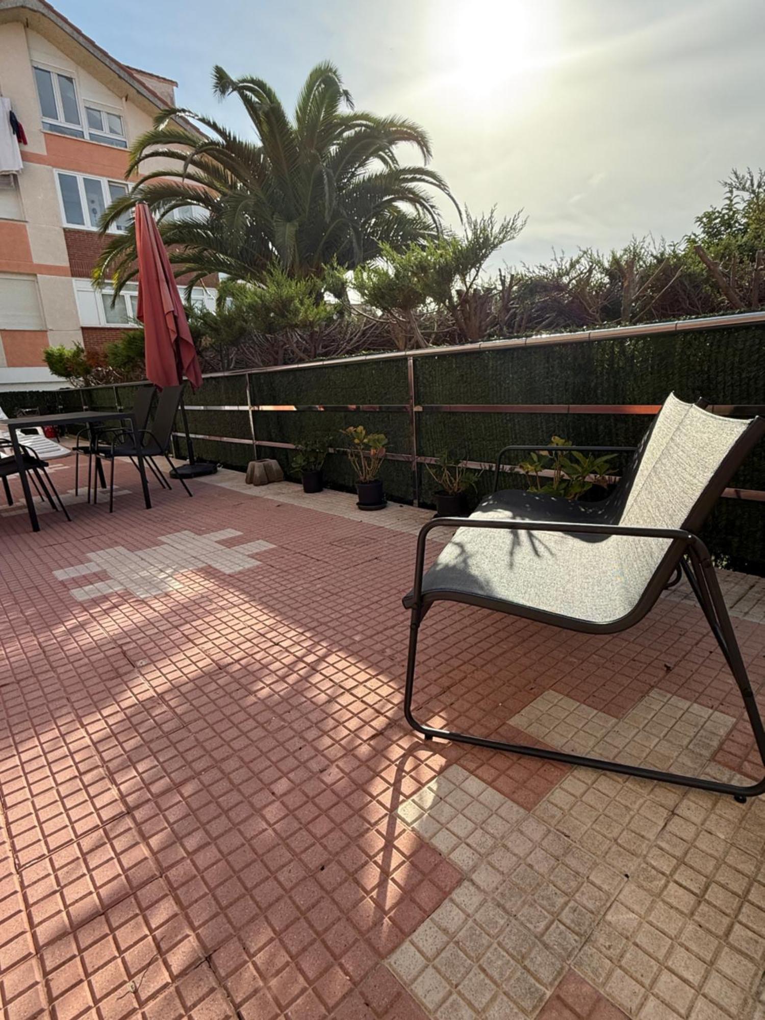 Con Terraza En Playa De Usil Apartment Mogro